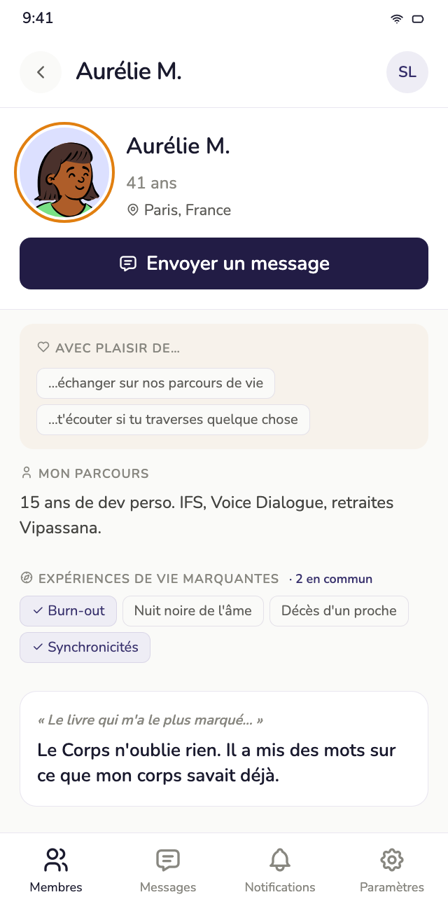 Écran de l'app : le profil d'un membre et les expériences en commun